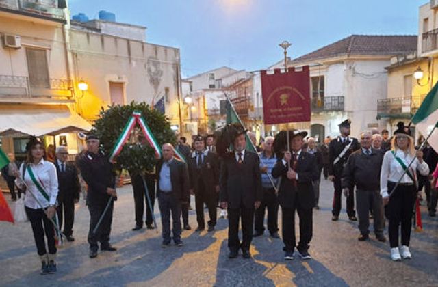 Raddusa ha celebrato il 4 novembre, Giorno dell’Unità nazionale e Festa delle Forze armate